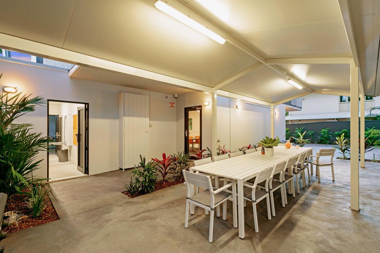 Mihaven Shared Living - Pembroke St Hostel Cairns Bagian luar foto